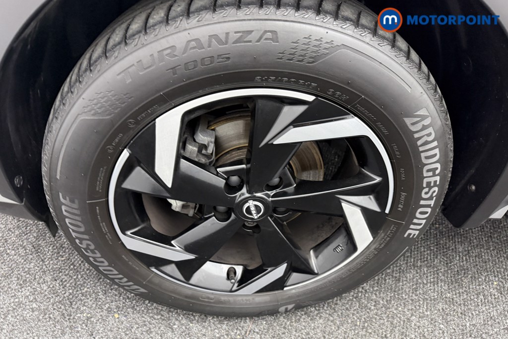 Nissan Juke N-Connecta Automatic Petrol SUV - Stock Number (1592380) - 29th supplementary image