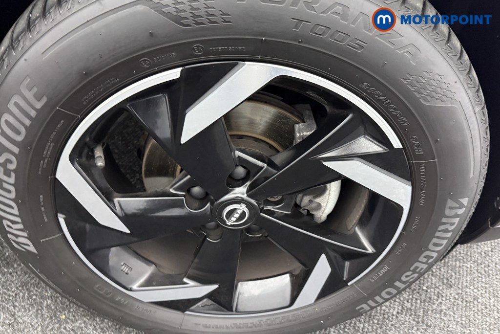 Nissan Juke N-Connecta Automatic Petrol SUV - Stock Number (1592380) - 32nd supplementary image