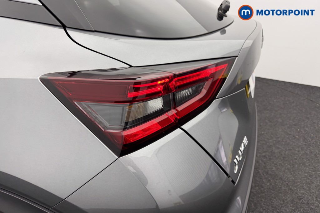 Nissan Juke N-Connecta Automatic Petrol SUV - Stock Number (1592382) - 24th supplementary image