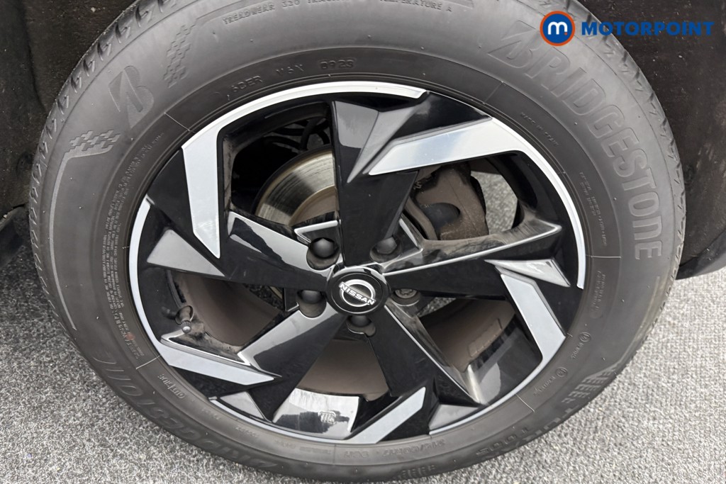 Nissan Juke N-Connecta Automatic Petrol SUV - Stock Number (1592382) - 29th supplementary image