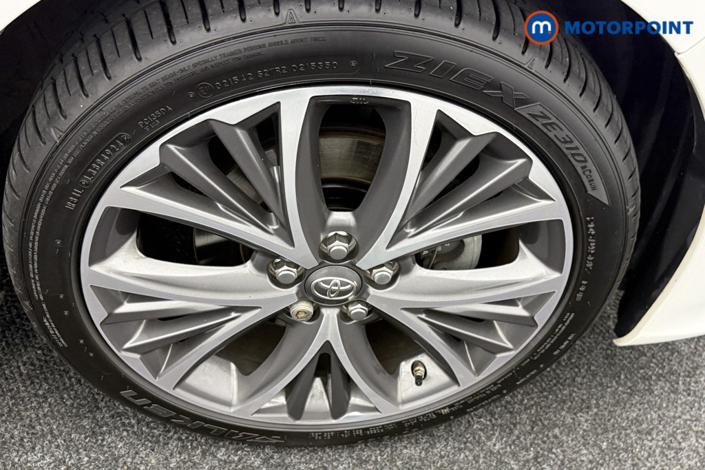 Toyota Yaris Excel Automatic Petrol-Electric Hybrid Hatchback - Stock Number (1592389) - 30th supplementary image