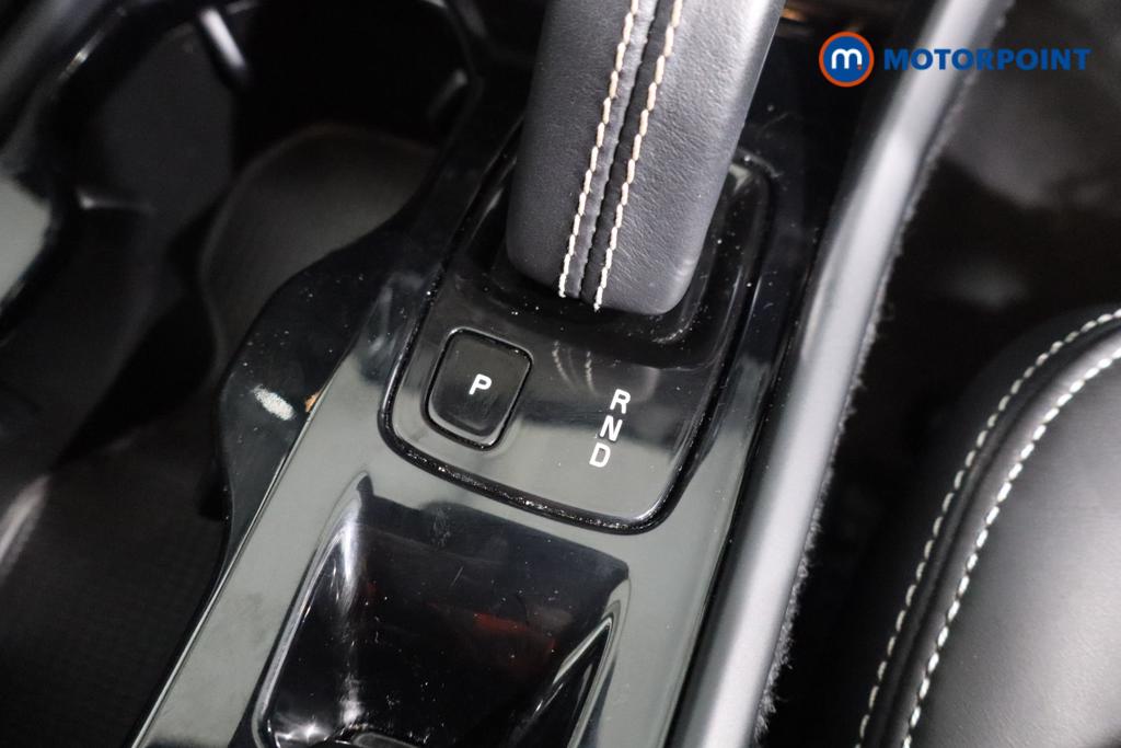 Volvo Xc40 R Design Automatic Petrol SUV - Stock Number (1592441) - 4th supplementary image