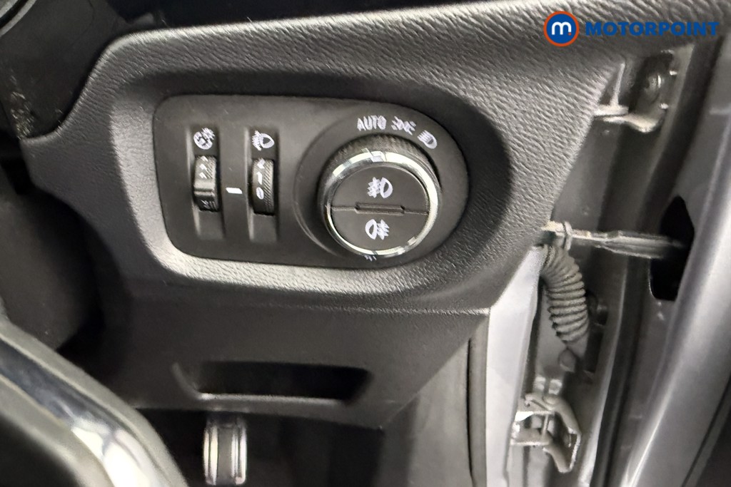 Vauxhall Corsa Sri Edition Manual Petrol Hatchback - Stock Number (1592542) - 14th supplementary image