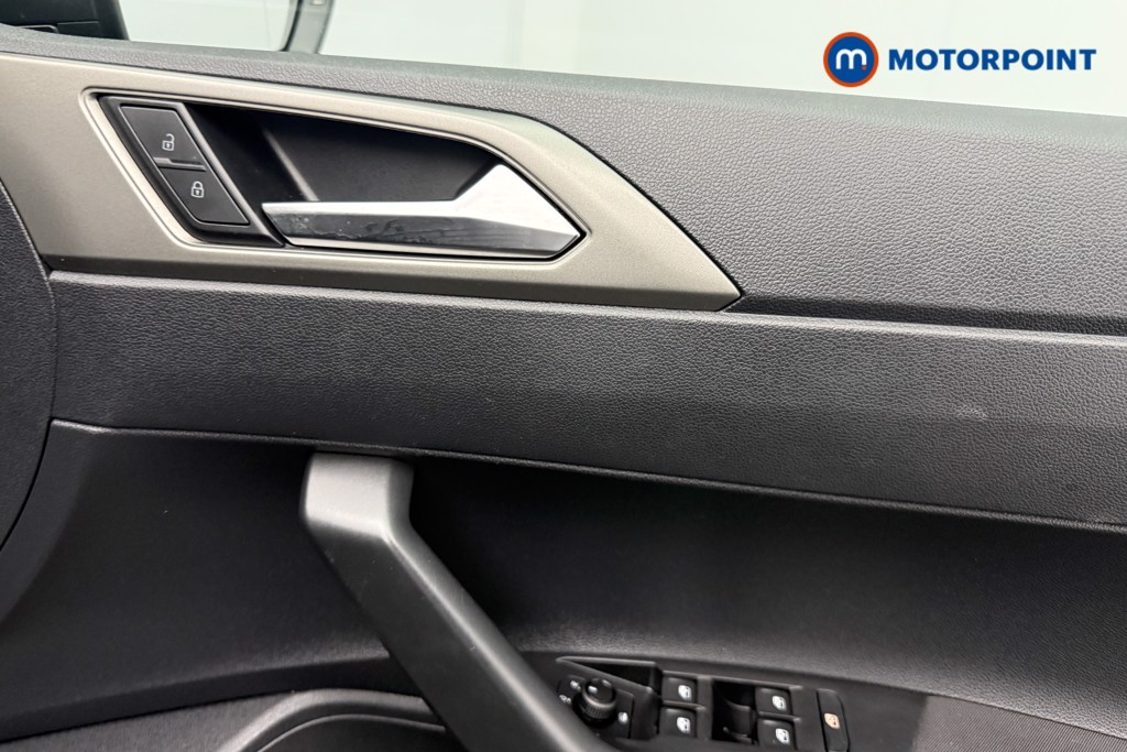 Volkswagen Polo Match Manual Petrol Hatchback - Stock Number (1592615) - 15th supplementary image