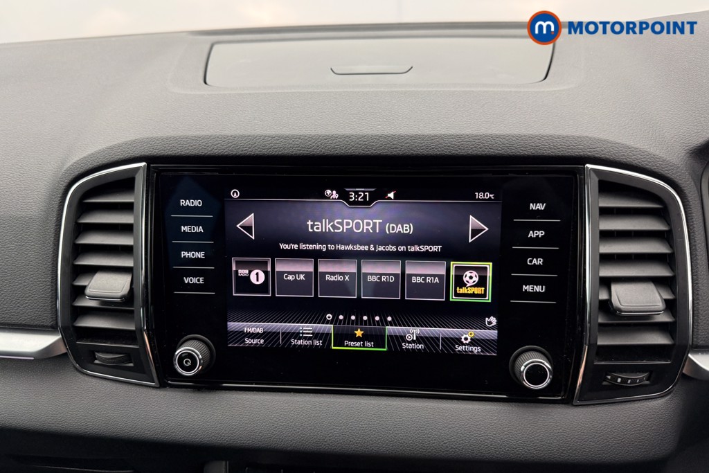 Skoda Karoq Se Drive Manual Petrol SUV - Stock Number (1592626) - 6th supplementary image