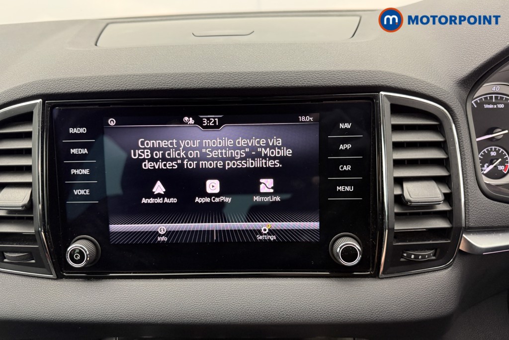 Skoda Karoq Se Drive Manual Petrol SUV - Stock Number (1592626) - 10th supplementary image