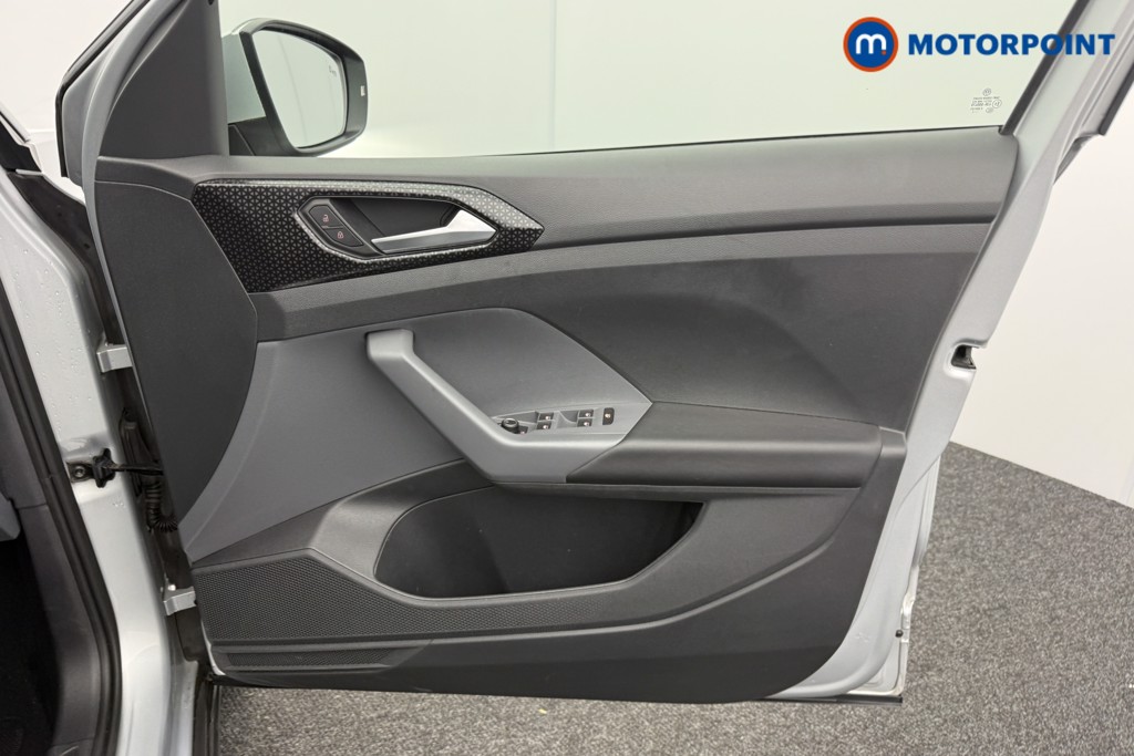 Volkswagen T-Cross SEL Manual Petrol SUV - Stock Number (1592843) - 18th supplementary image