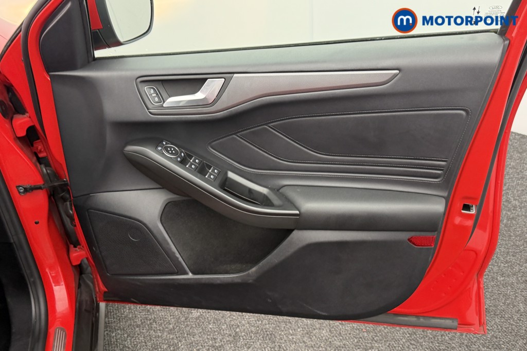 Ford Focus Titanium X Manual Petrol Estate - Stock Number (1592932) - 17th supplementary image