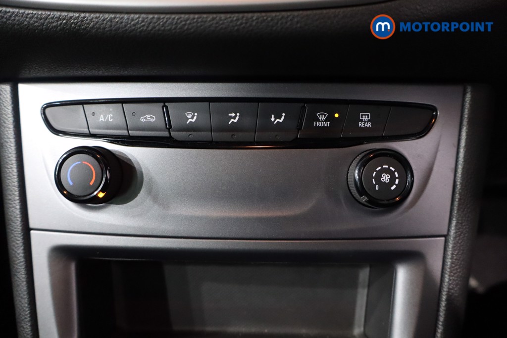Vauxhall Astra Business Edition Nav Manual Diesel Hatchback - Stock Number (1593077) - 16th supplementary image