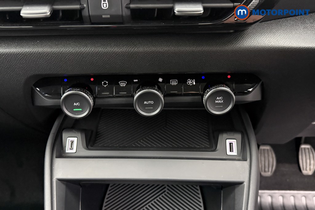 Citroen C4 Sense Plus Manual Petrol Hatchback - Stock Number (1593098) - 12th supplementary image