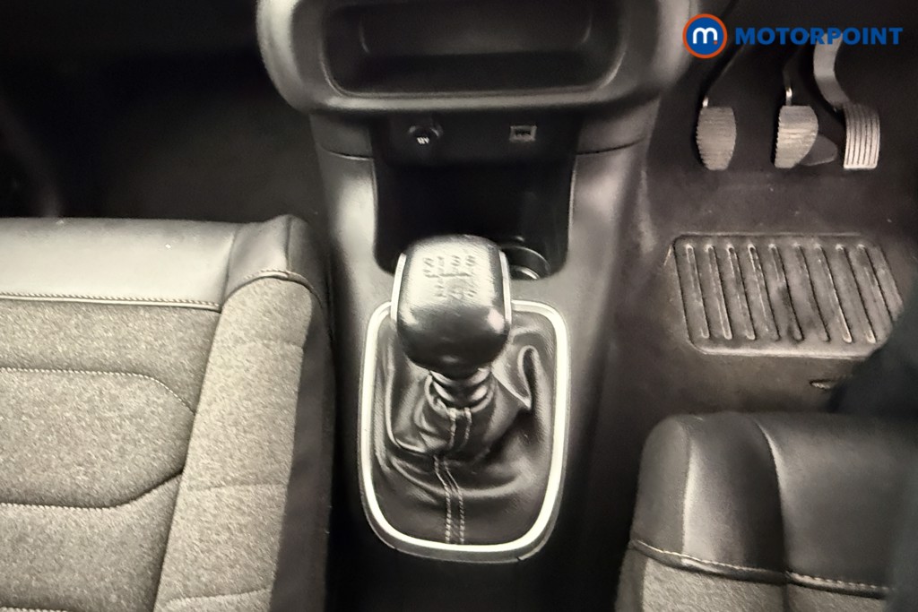 Citroen C3 Shine Plus Manual Petrol Hatchback - Stock Number (1593123) - 12th supplementary image