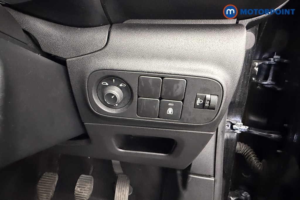 Citroen C3 Shine Plus Manual Petrol Hatchback - Stock Number (1593123) - 15th supplementary image