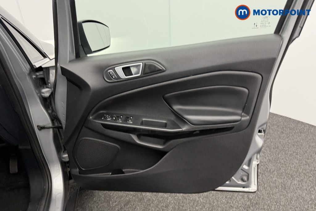 Ford Ecosport Titanium Manual Petrol SUV - Stock Number (1593137) - 17th supplementary image