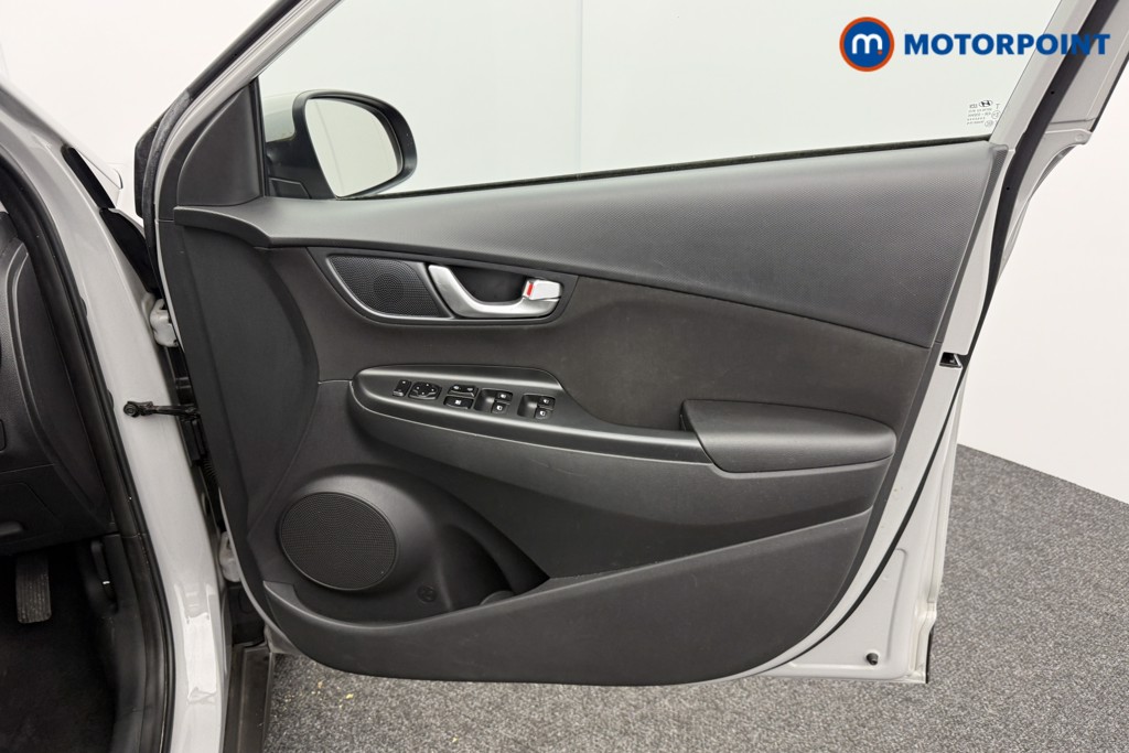 Hyundai Kona Se Connect Manual Petrol SUV - Stock Number (1593292) - 14th supplementary image