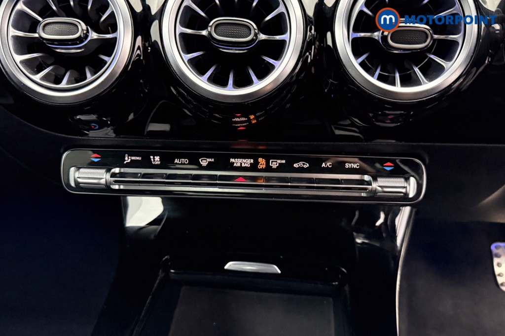 Mercedes-Benz CLA Amg Line Automatic Petrol Coupe - Stock Number (1593450) - 11th supplementary image