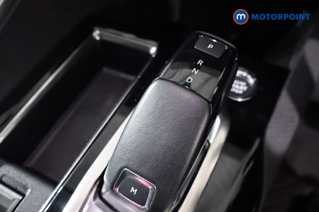 Peugeot 3008 Allure Premium Automatic Petrol SUV - Stock Number (1593472) - 14th supplementary image