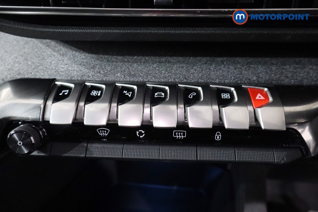 Peugeot 3008 Allure Premium Automatic Petrol SUV - Stock Number (1593472) - 16th supplementary image