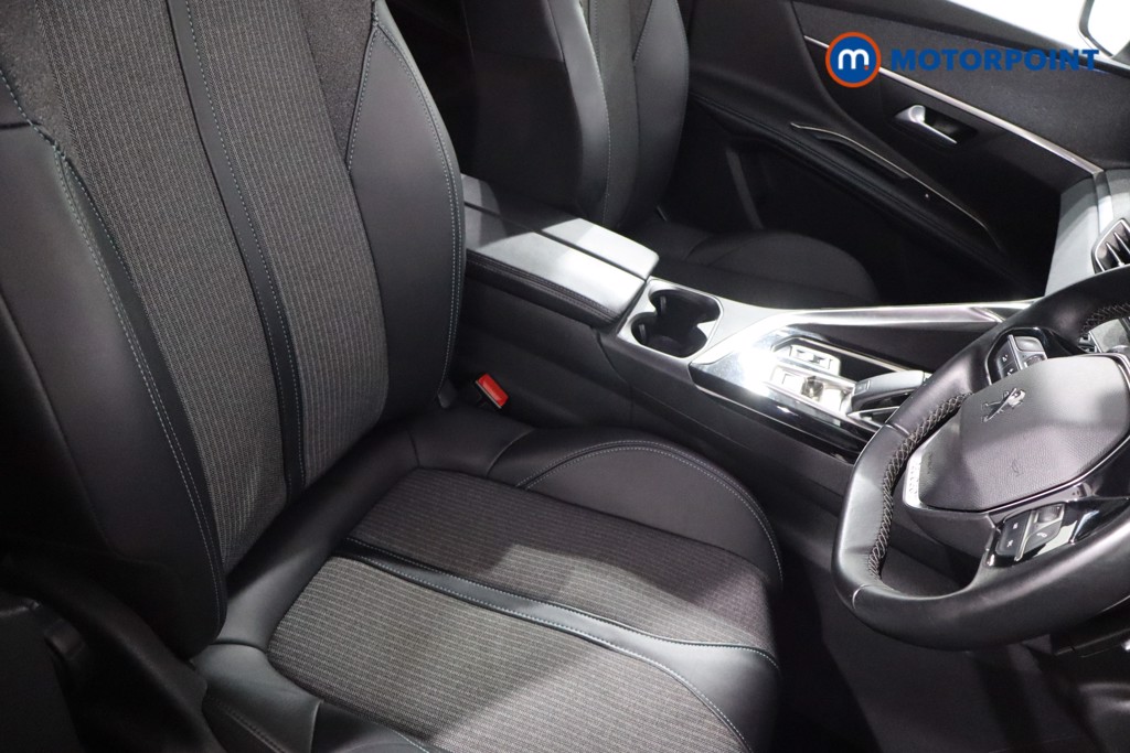Peugeot 3008 Allure Premium Automatic Petrol SUV - Stock Number (1593472) - 23rd supplementary image
