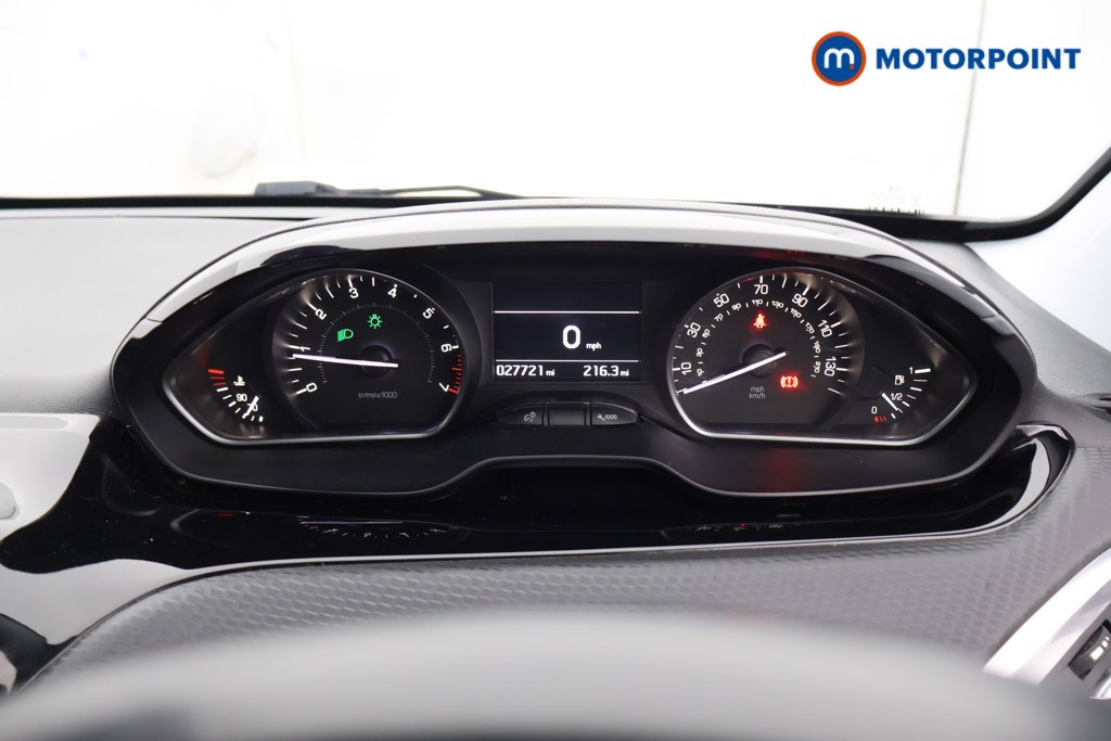 Peugeot 208 Tech Edition Manual Petrol Hatchback - Stock Number (1593819) - 4th supplementary image