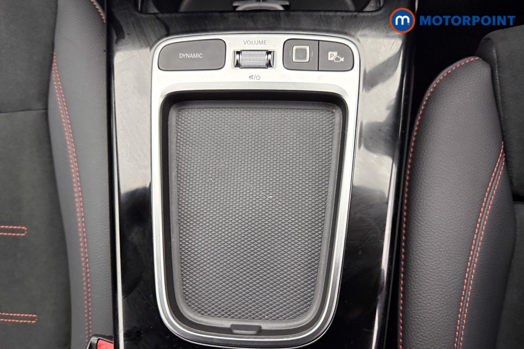 Mercedes-Benz A Class Amg Line Automatic Petrol Hatchback - Stock Number (1593984) - 11th supplementary image