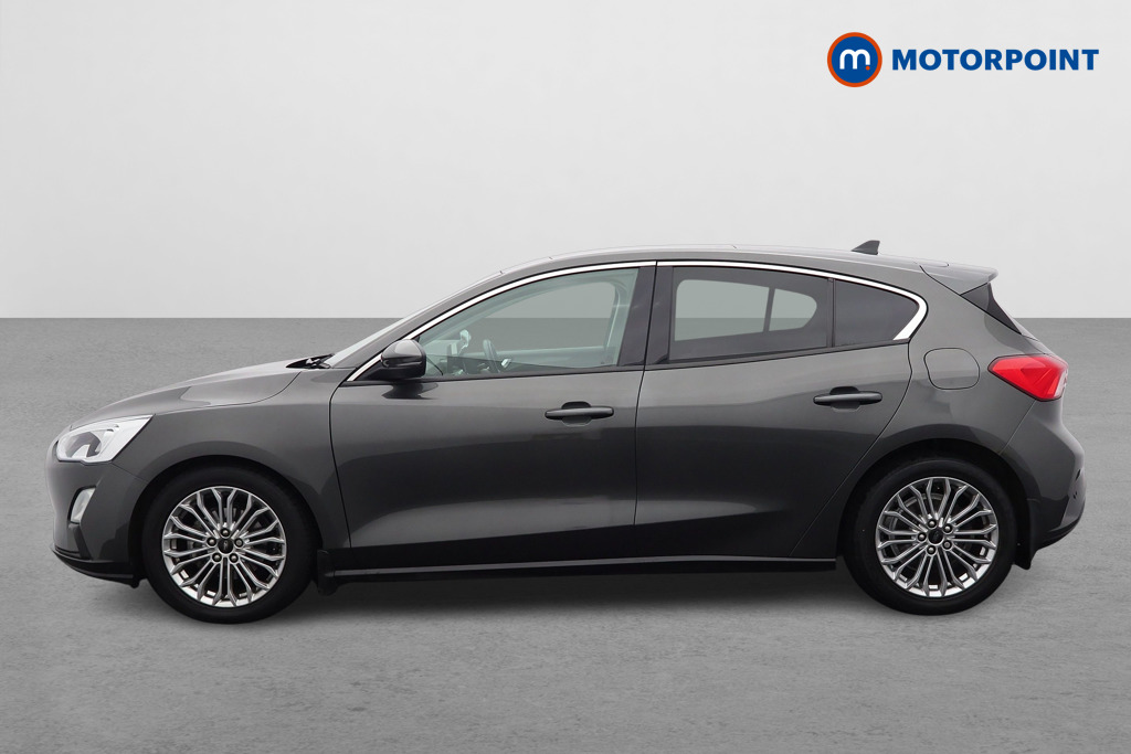 Ford Focus Titanium X Manual Petrol Hatchback - Stock Number (1594047) - Passenger side
