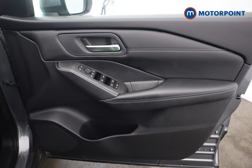 Nissan Qashqai Acenta Premium Automatic Petrol SUV - Stock Number (1594100) - 21st supplementary image