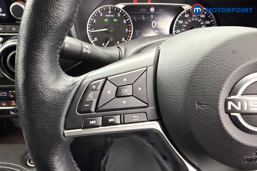 Nissan Juke Tekna-Plus Manual Petrol SUV - Stock Number (1594349) - 13th supplementary image