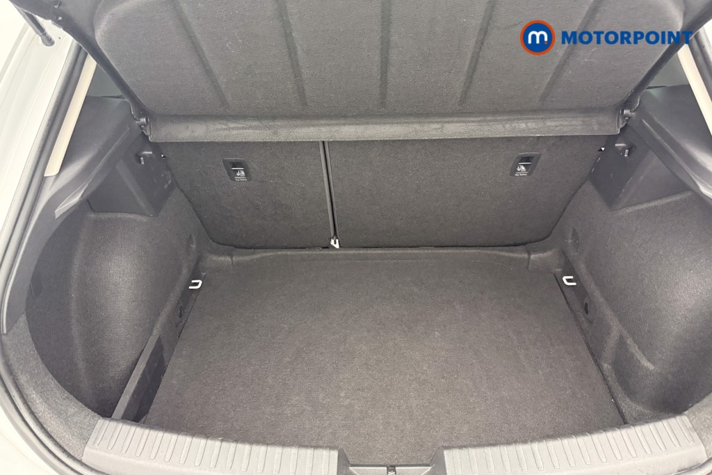 Seat Leon Se Dynamic Manual Petrol Hatchback - Stock Number (1594520) - 7th supplementary image