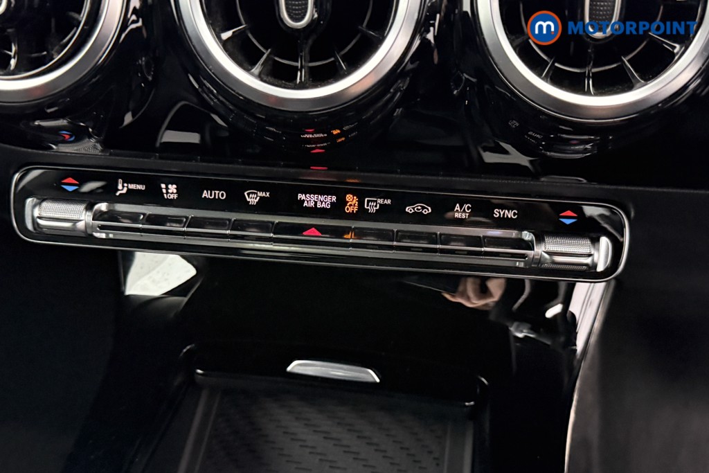 Mercedes-Benz A Class Amg Line Automatic Petrol Hatchback - Stock Number (1594550) - 10th supplementary image