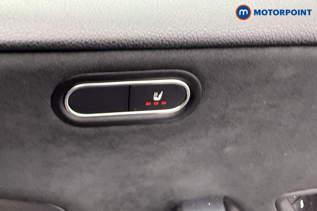 Mercedes-Benz A Class Amg Line Automatic Petrol Hatchback - Stock Number (1594550) - 15th supplementary image