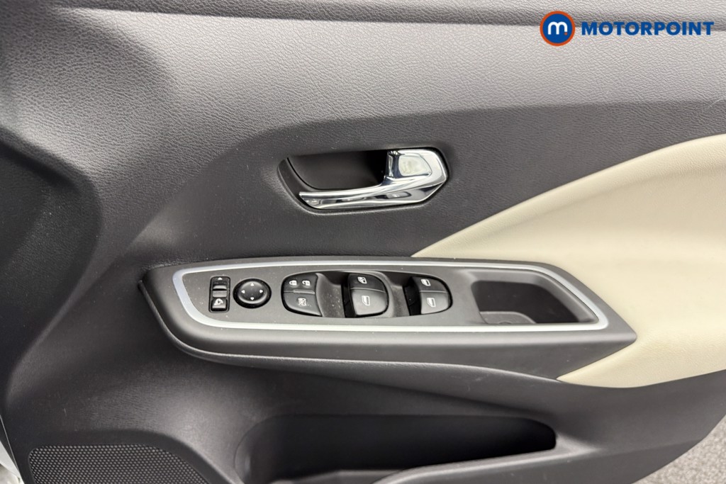 Nissan Micra Tekna Automatic Petrol Hatchback - Stock Number (1594564) - 16th supplementary image