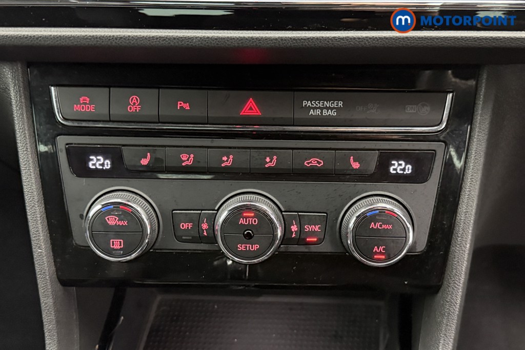 Seat Leon Fr Black Edition Automatic Petrol Hatchback - Stock Number (1594583) - 11th supplementary image