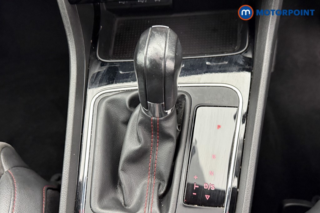 Seat Leon Fr Black Edition Automatic Petrol Hatchback - Stock Number (1594583) - 12th supplementary image