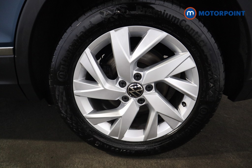 Volkswagen Tiguan Life Manual Diesel SUV - Stock Number (1594643) - 22nd supplementary image
