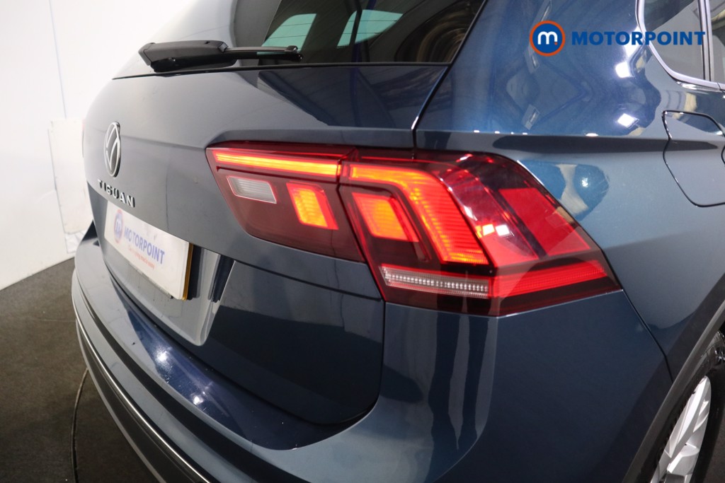 Volkswagen Tiguan Life Manual Diesel SUV - Stock Number (1594643) - 26th supplementary image
