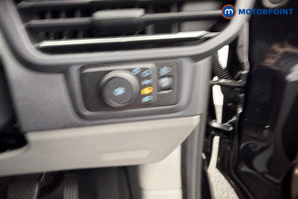 Ford Transit Custom Limited Automatic Diesel Panel Van - Stock Number (1594660) - 13th supplementary image