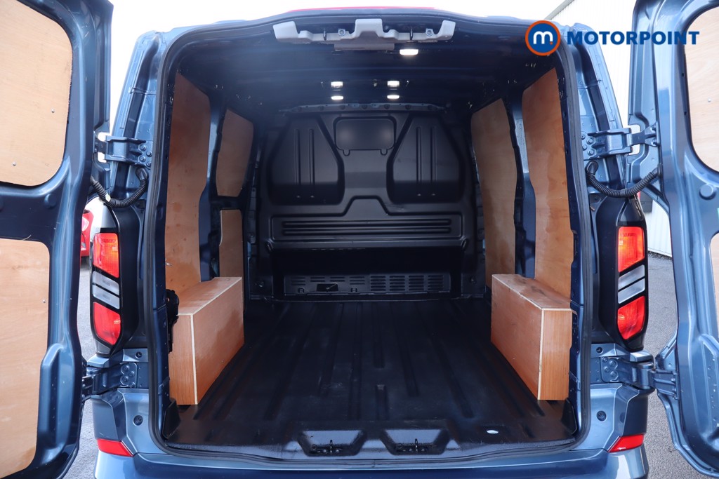 Ford Transit Custom Limited Automatic Diesel Panel Van - Stock Number (1594663) - 39th supplementary image
