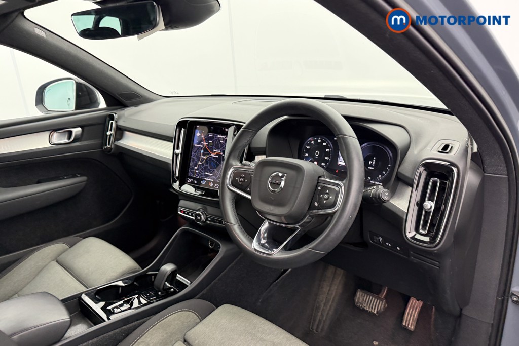 Volvo Xc40 Plus Automatic Petrol Plug-In Hybrid SUV - Stock Number (1594762) - 3rd supplementary image