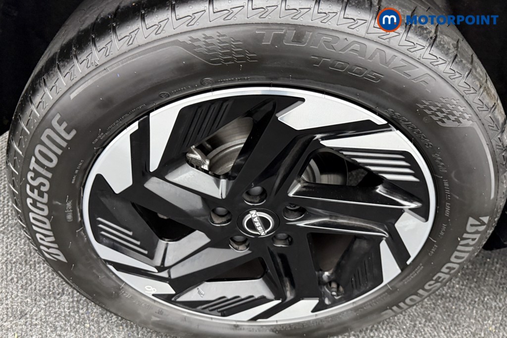 Nissan Qashqai N-Connecta Manual Petrol SUV - Stock Number (1594764) - 32nd supplementary image