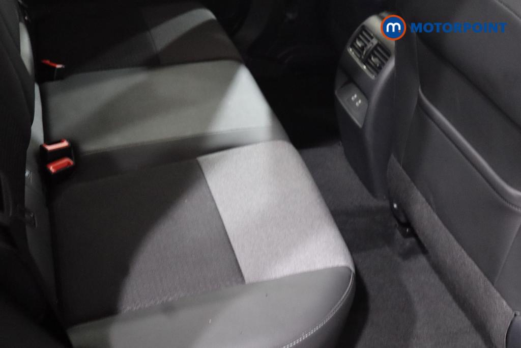 Nissan Qashqai N-Connecta Manual Petrol SUV - Stock Number (1594765) - 5th supplementary image