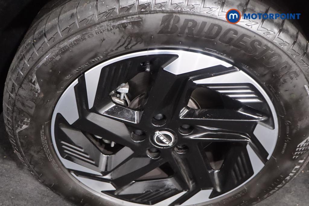 Nissan Qashqai N-Connecta Manual Petrol SUV - Stock Number (1594765) - 25th supplementary image