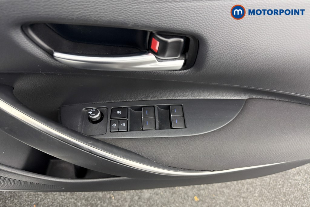 Toyota Corolla Icon Automatic Petrol-Electric Hybrid Hatchback - Stock Number (1594776) - 13th supplementary image