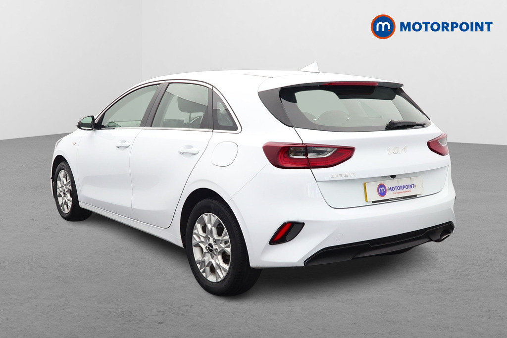 KIA Ceed 2 Manual Petrol Hatchback - Stock Number (1594831) - Passenger side rear corner