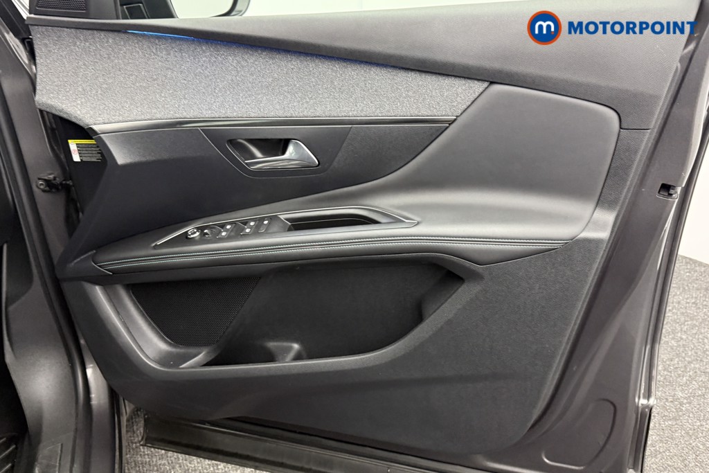 Peugeot 3008 Allure Premium-Plus Automatic Petrol SUV - Stock Number (1594880) - 15th supplementary image
