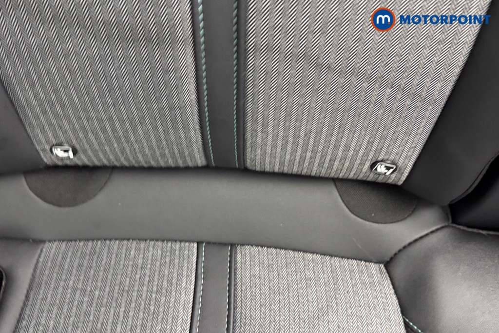 Peugeot 3008 Allure Premium-Plus Automatic Petrol SUV - Stock Number (1594880) - 22nd supplementary image