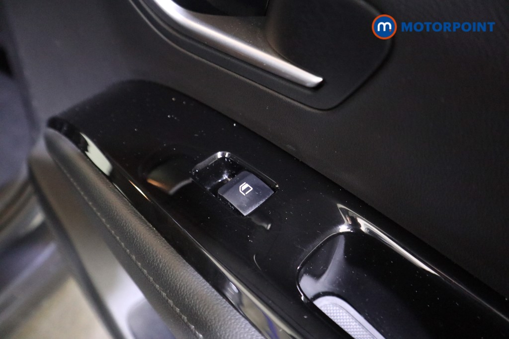 Hyundai Tucson Se Connect Manual Petrol SUV - Stock Number (1594985) - 18th supplementary image