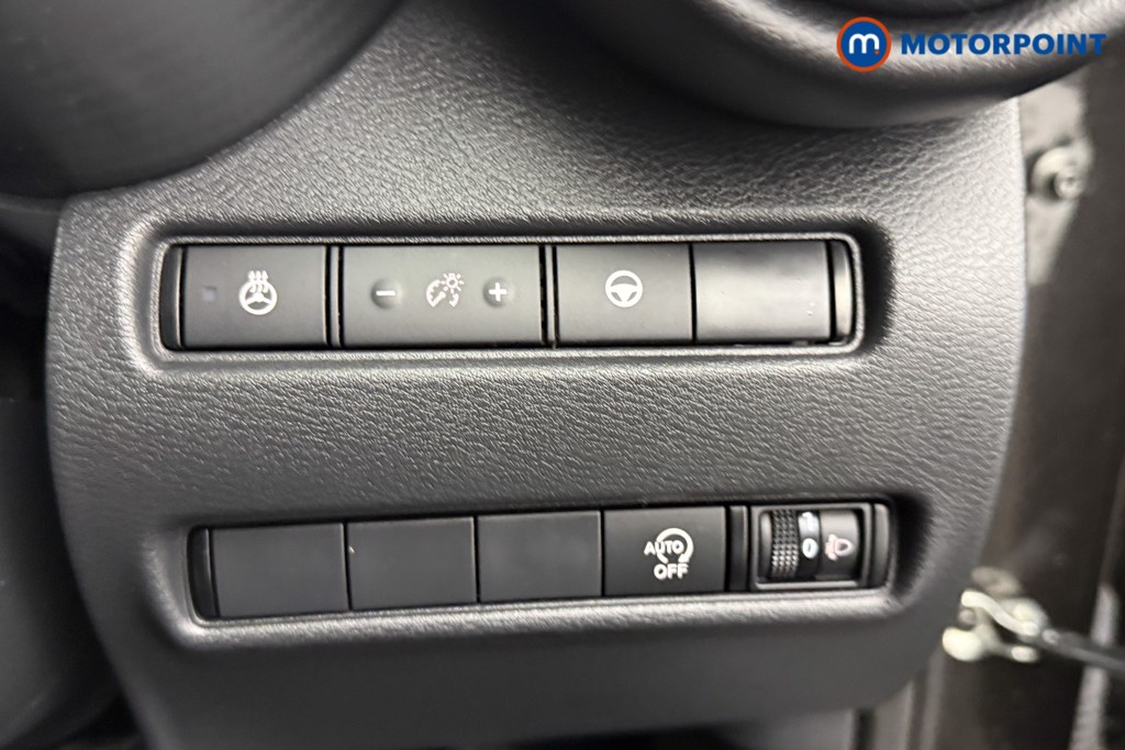 Nissan Juke Tekna Automatic Petrol SUV - Stock Number (1595009) - 15th supplementary image