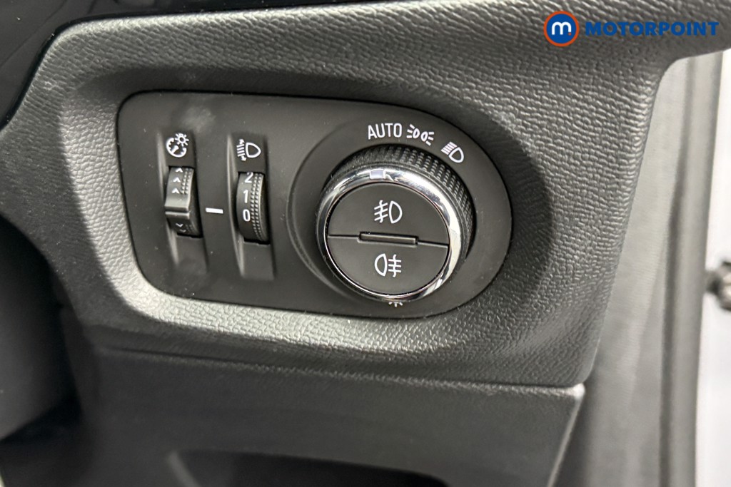 Vauxhall Corsa GS Manual Petrol Hatchback - Stock Number (1595082) - 14th supplementary image