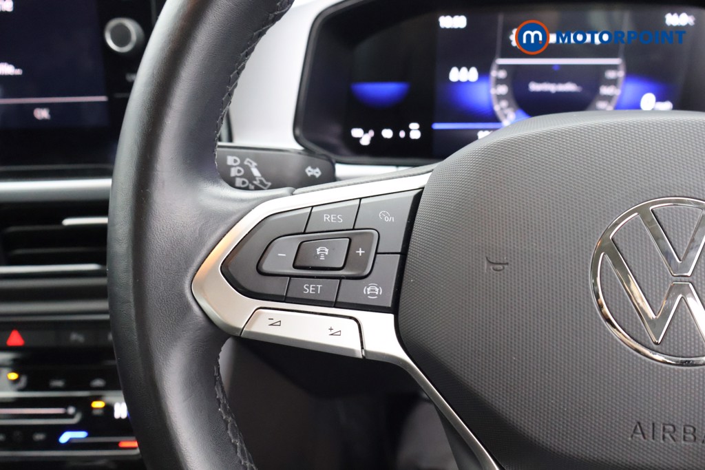 Volkswagen T-Roc Life Manual Petrol SUV - Stock Number (1595139) - 2nd supplementary image