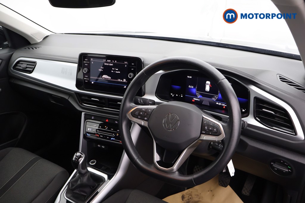 Volkswagen T-Roc Life Manual Petrol SUV - Stock Number (1595139) - 17th supplementary image
